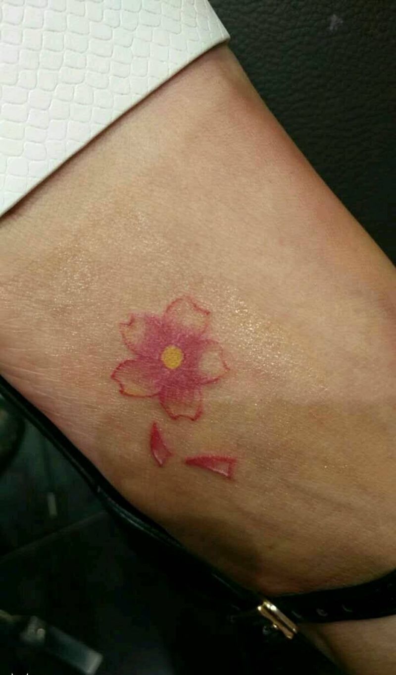 樱花纹身图片