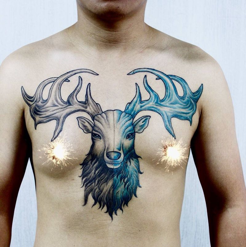 胸前鹿纹身纹身图片_胸部New School水彩纹身图案