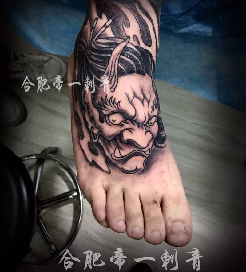 鬼神纹身图片_成品脚部传统人物鬼神纹身图案