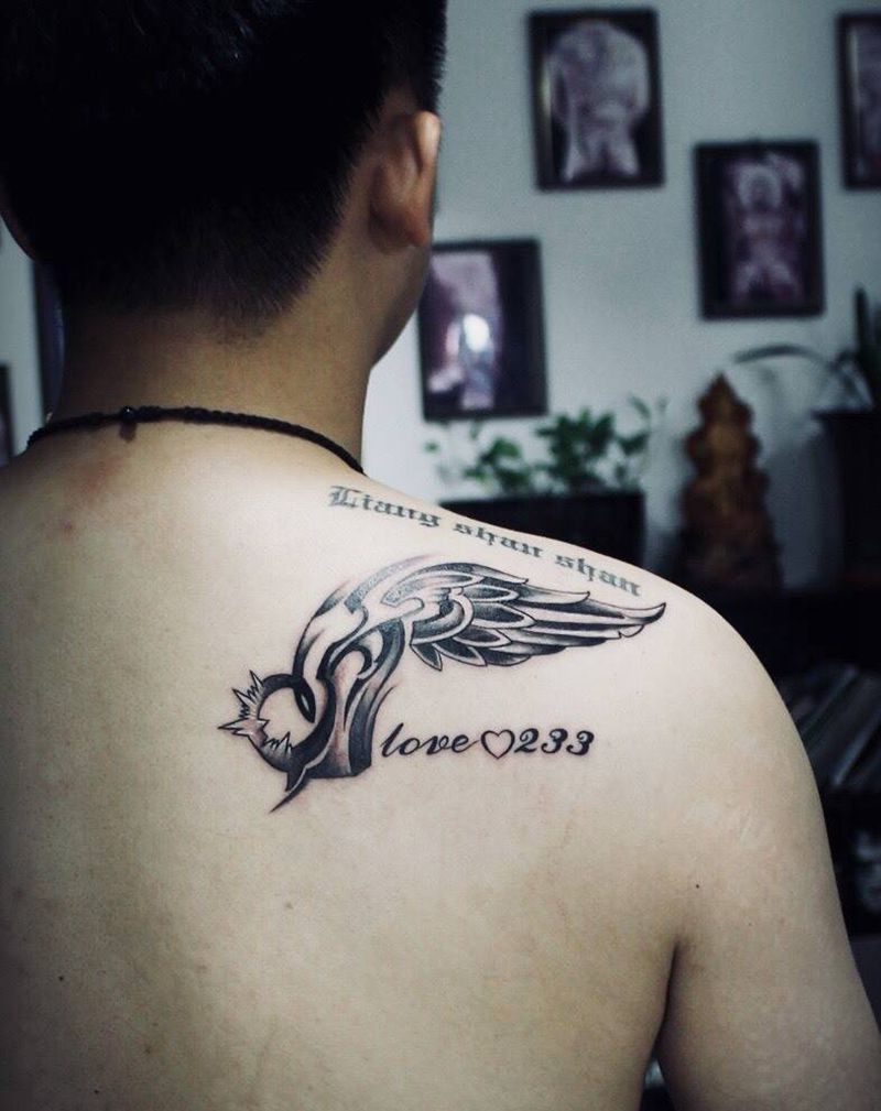 后肩小图纹身图片_成品背部肩部欧美图腾纹身图案