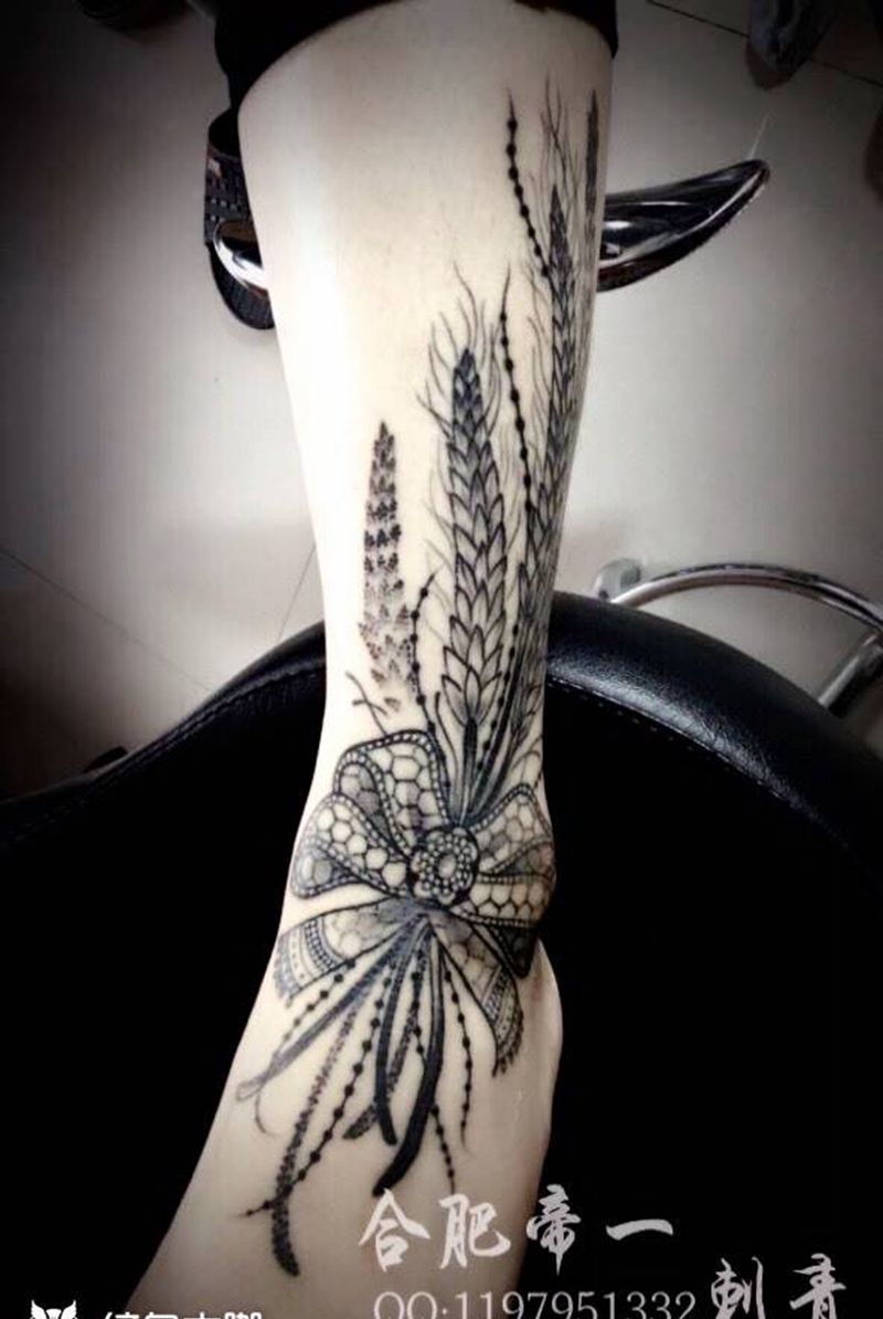 脚踝 麦穗蝴蝶结纹身图片_成品脚部欧美植物纹身图案