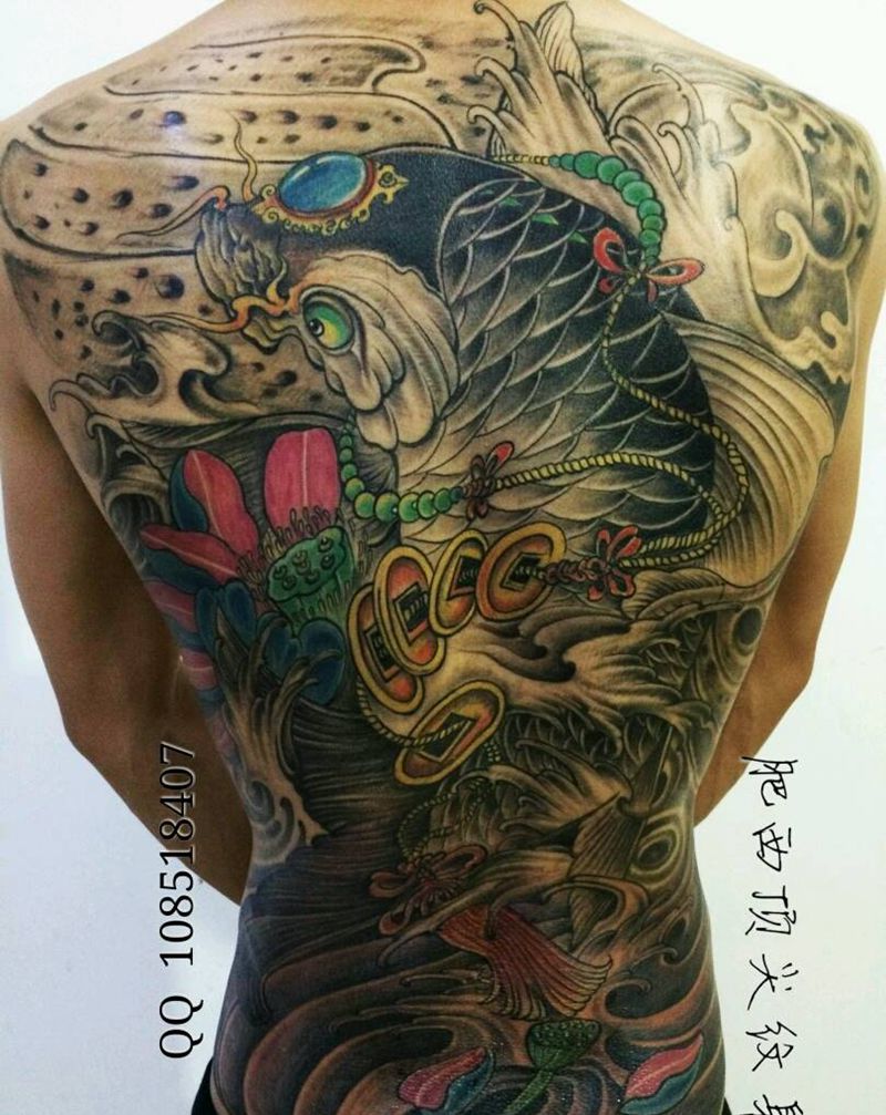 大背鲤鱼纹身图片