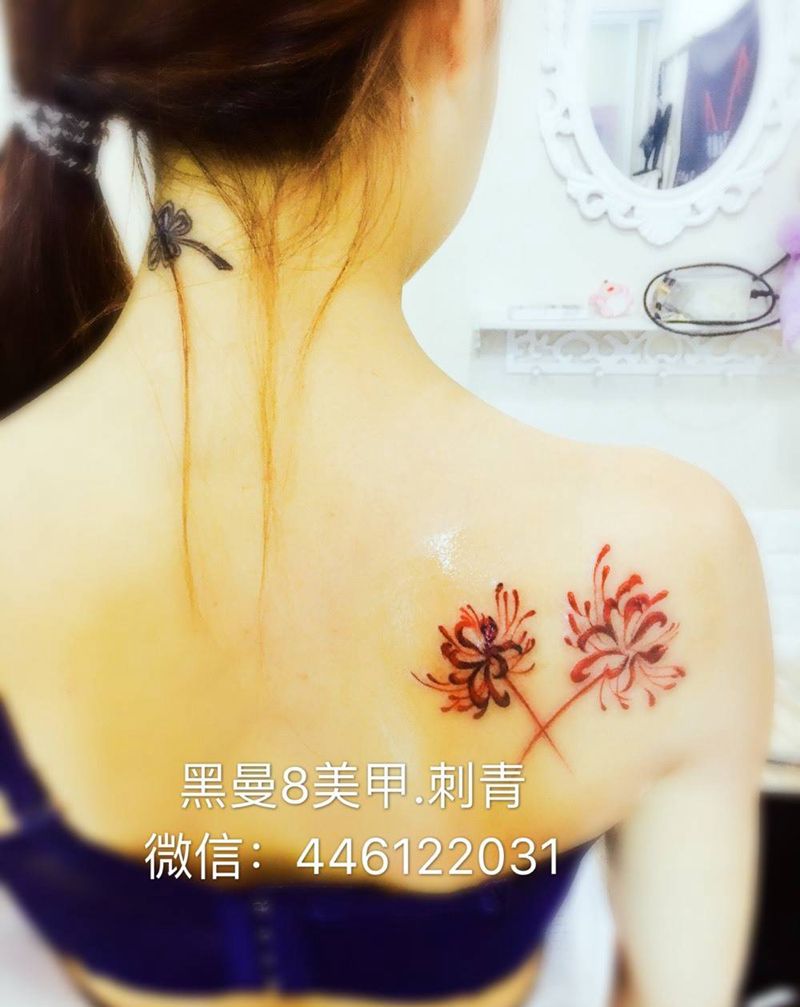 彼岸花纹身图片_成品肩部传统国画植物纹身图案