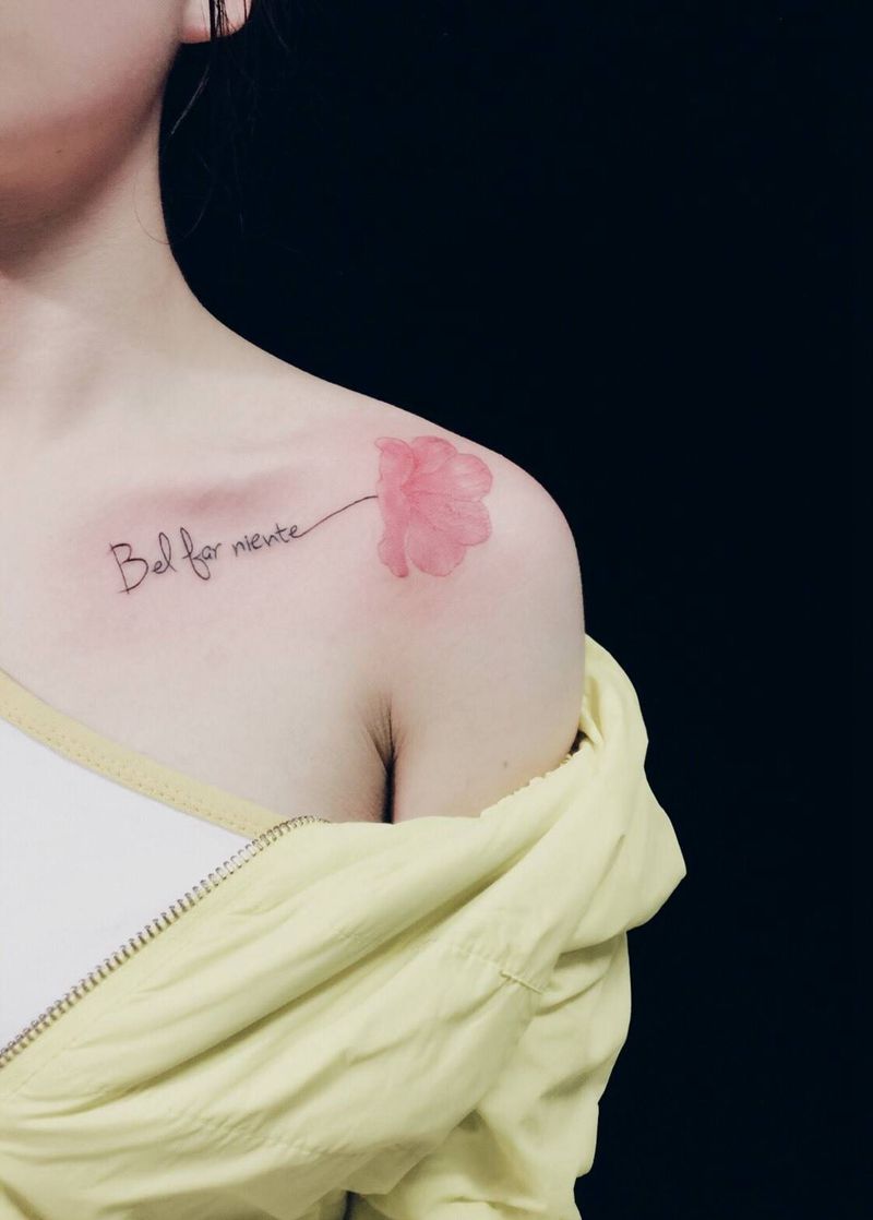 锁骨虞美人纹身图片