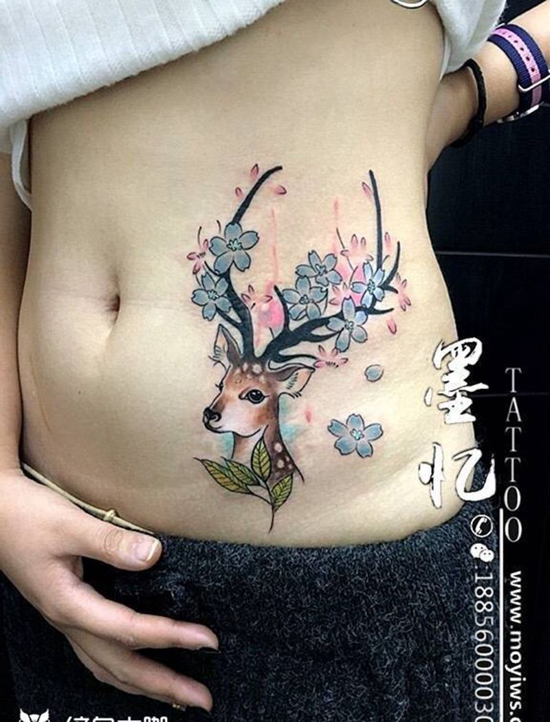 遮盖鹿一枚纹身图片_动物清新臀部成品纹身图案