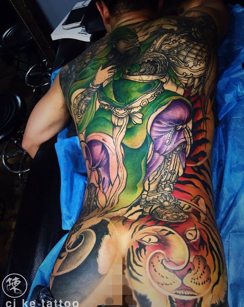 旧图遮盖，未完纹身图片