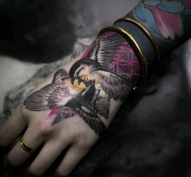 自然刺青處-成为前 作品纹身图片_手部新传统纹身图案