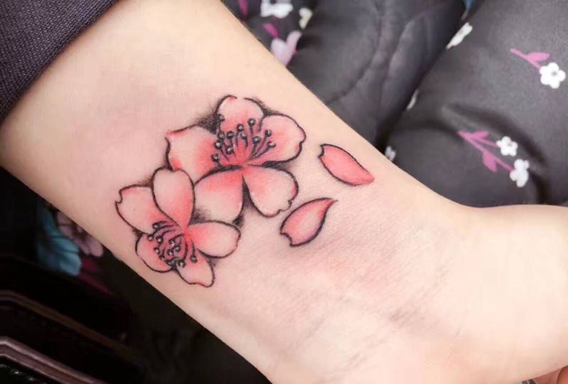 樱花纹身图片_成品手臂欧美清新植物静物纹身图案