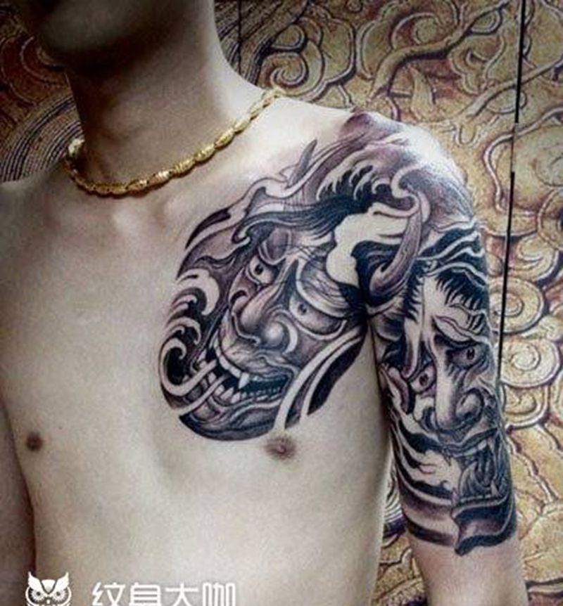 般若半胛纹身图片_成品胸部手部传统鬼神纹身图案