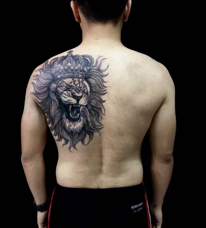 肩膀 雄狮纹身纹身图片_成品肩部欧美动物纹身图案
