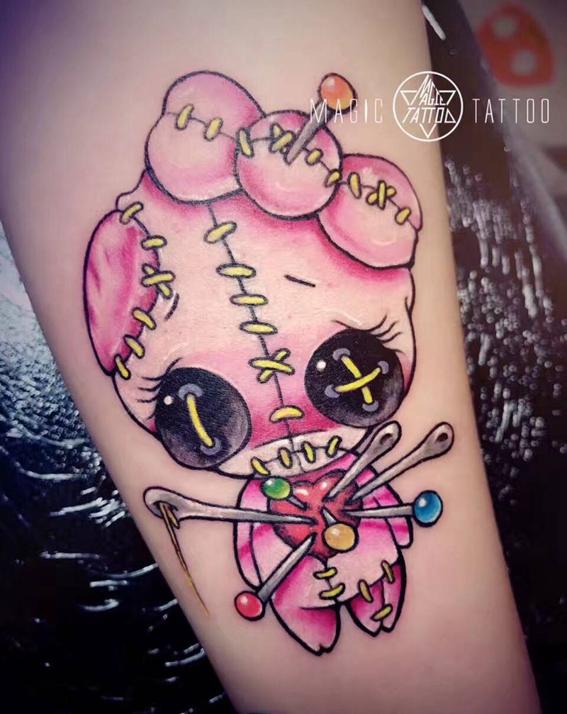 纽扣娃娃纹身图片_成品手臂欧美school蚌埠娃娃纽扣纹身图案