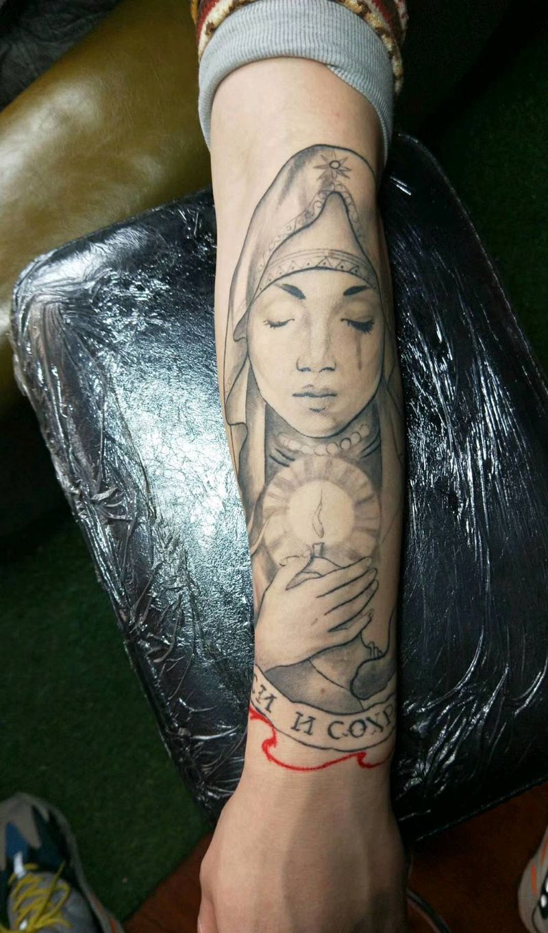 圣母包小臂待完成纹身图片_手臂肖像写实人物原创纹身图案