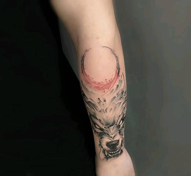 星月狼头纹身图片_暗黑纹身图案