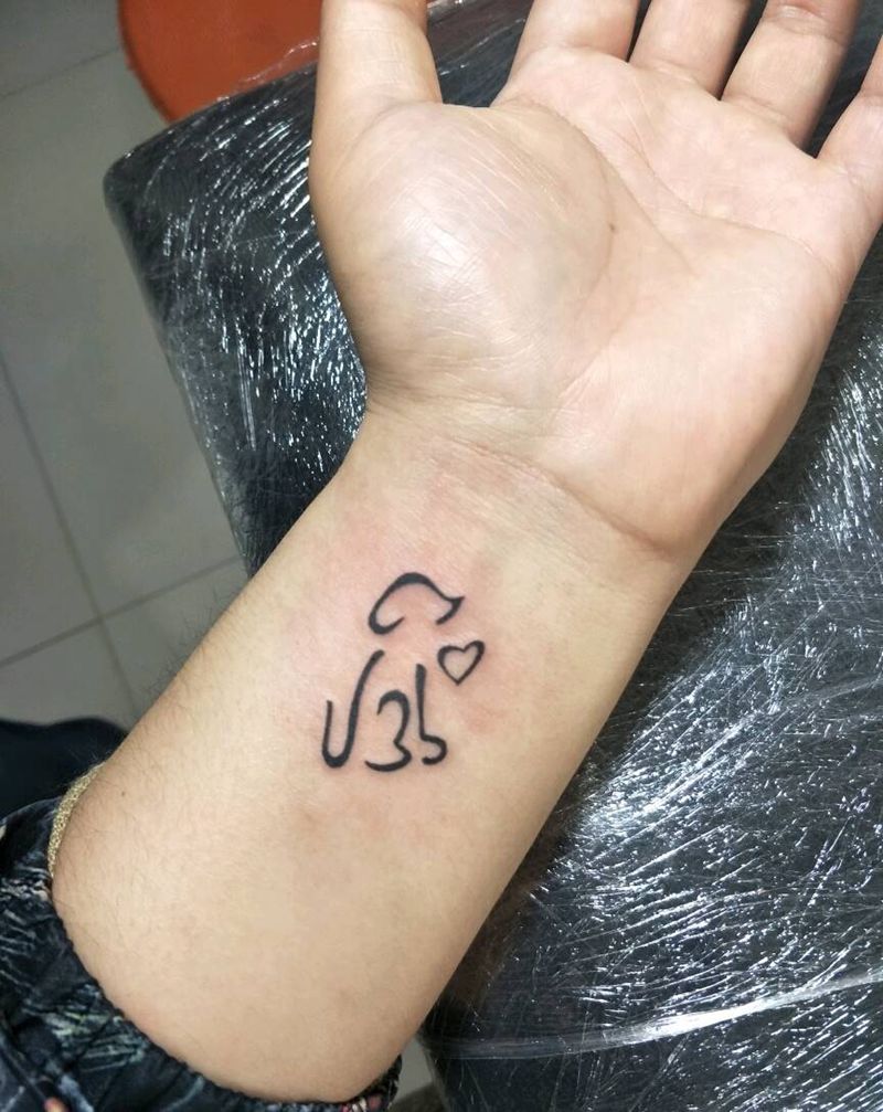 图腾小狗纹身图片