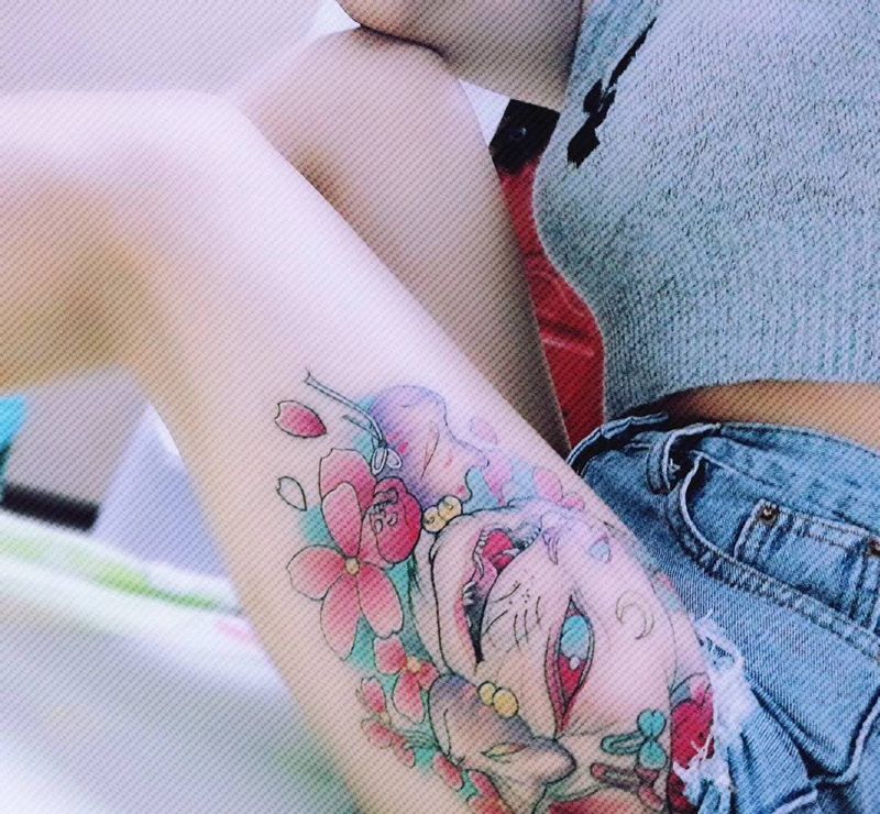 New school大腿纹身图片