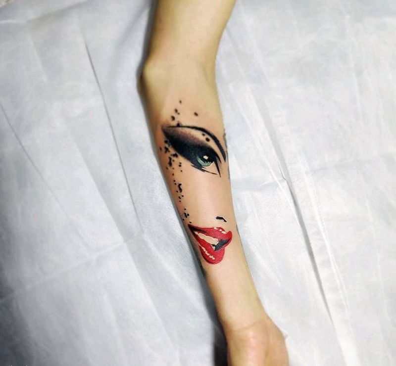 侧脸纹身图片_New School纹身图案