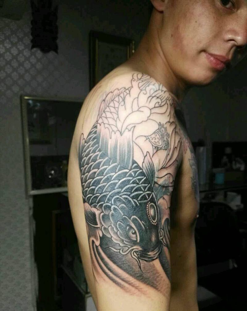 遮盖未完成,半甲纹身图片