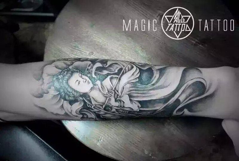 仕女图纹身图片_手臂传统人物蚌埠纹身图案