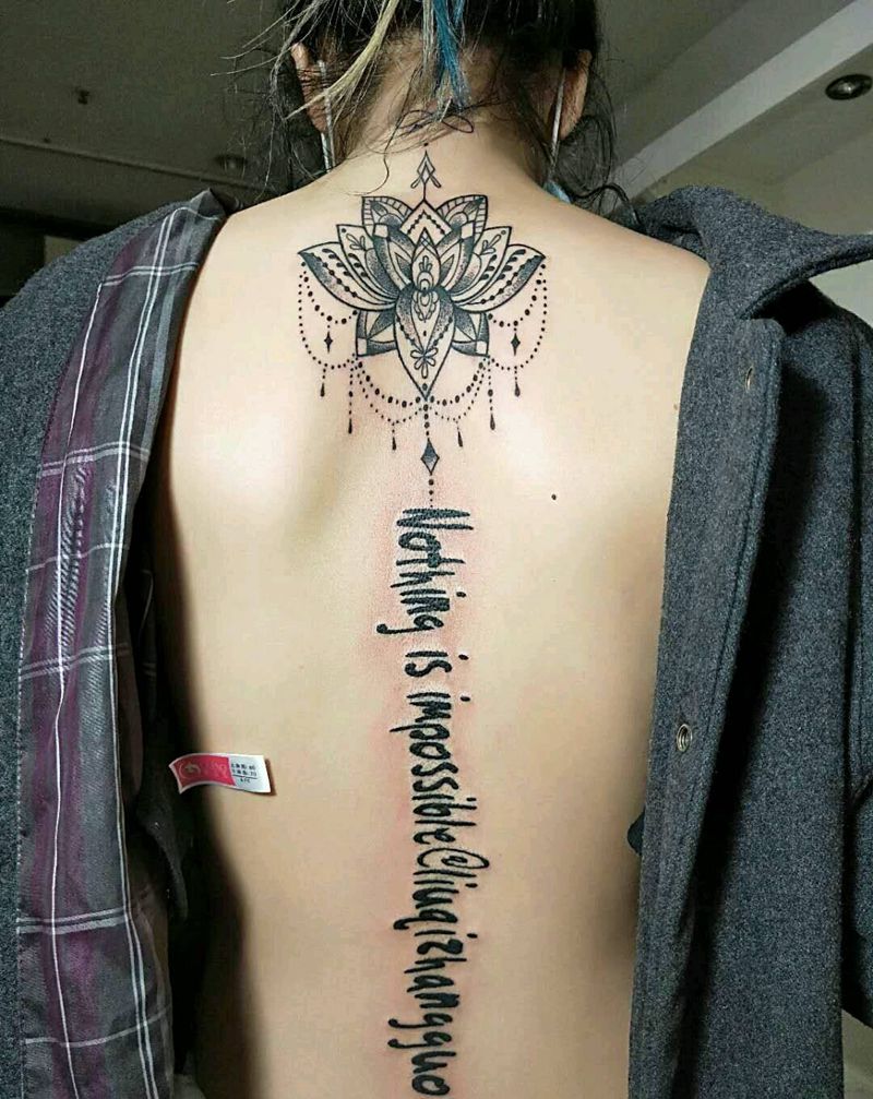 梵花加字母纹身图片