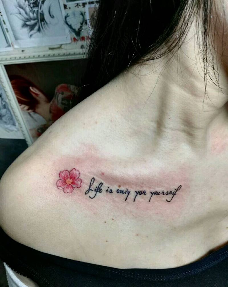 梅花和英文纹身图片