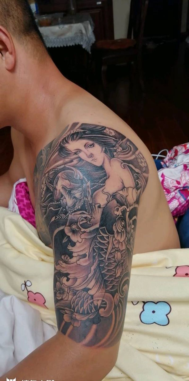 遮盖纹身图片_腿部手臂新传统老传统纹身图案