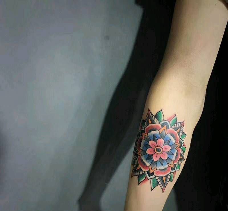 梵花纹身图片_Old School纹身图案