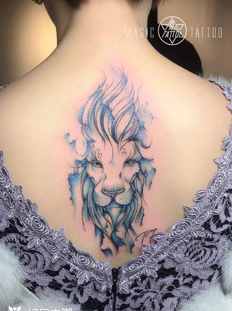 狮子座纹身图片_成品背部欧美动物蚌埠水彩彩色狮子唯美纹身图案