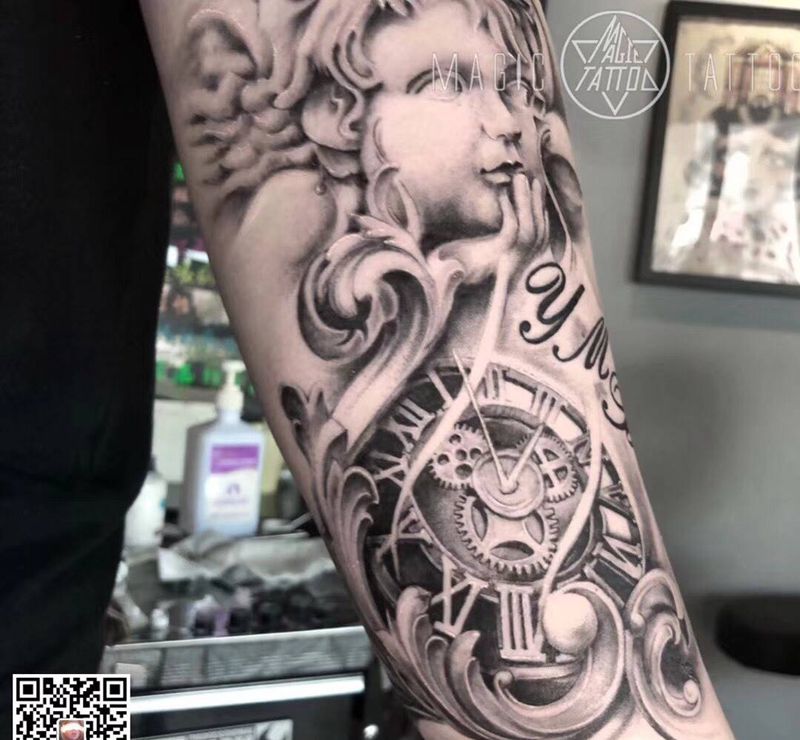 父爱纹身图片_手臂欧美写实肖像时钟纹身图案