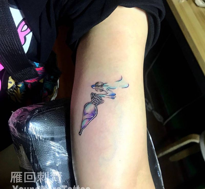 小水瓶纹身图片