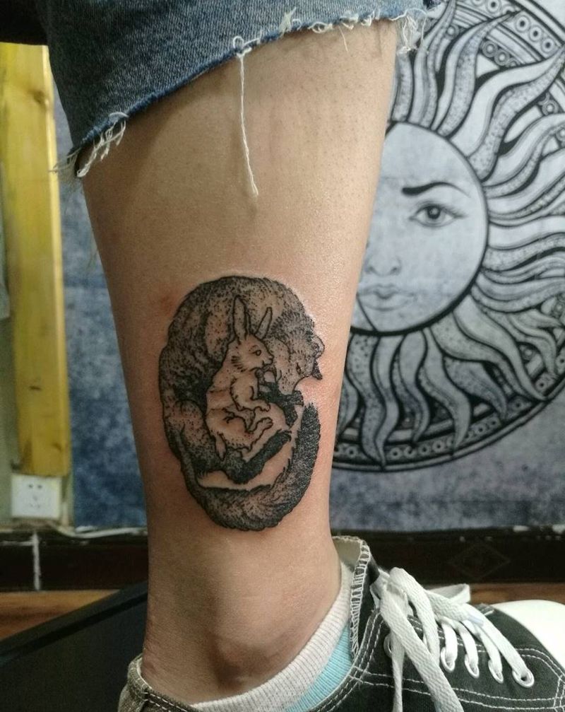 狼与小兔子纹身图片