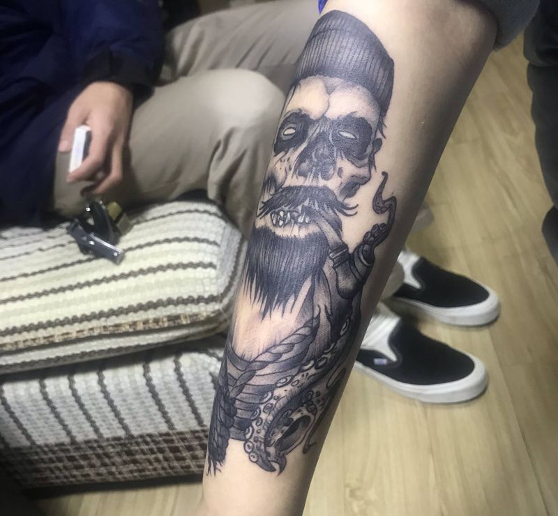 暗黑，字体，人物纹身图片_手部手臂Old School水墨纹身图案