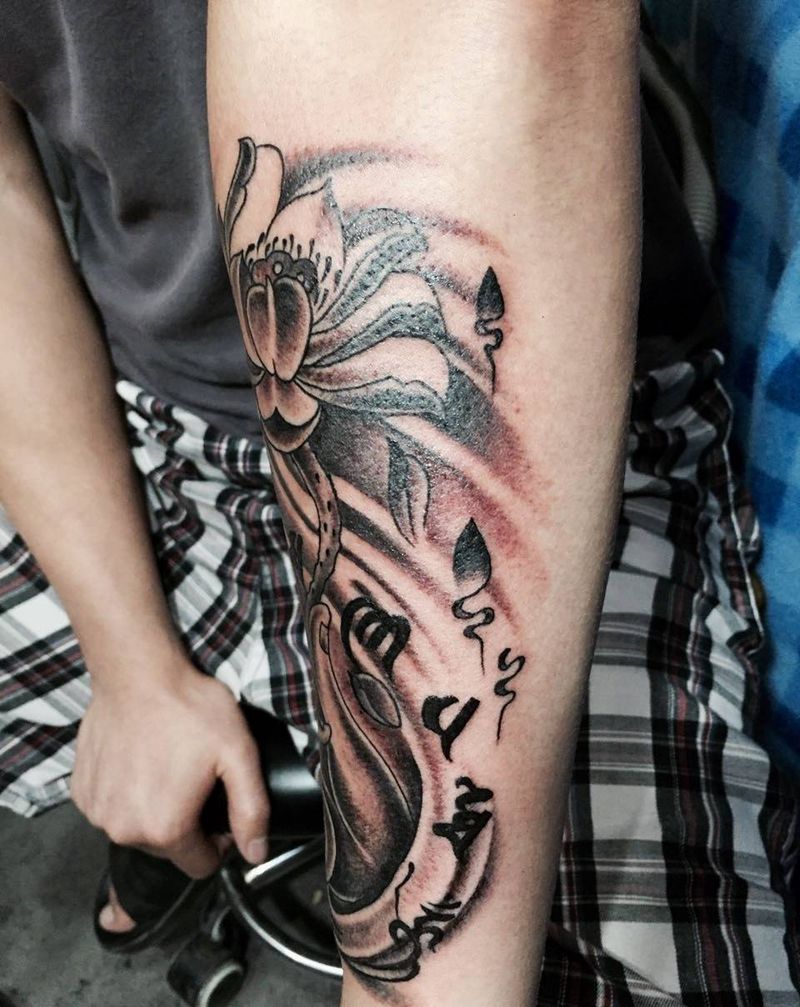 佛手莲花纹身图片