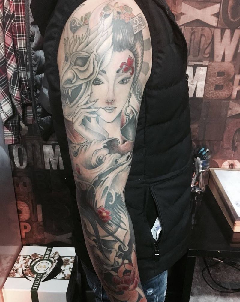 花臂纹身图片_成品手臂传统纹身图案