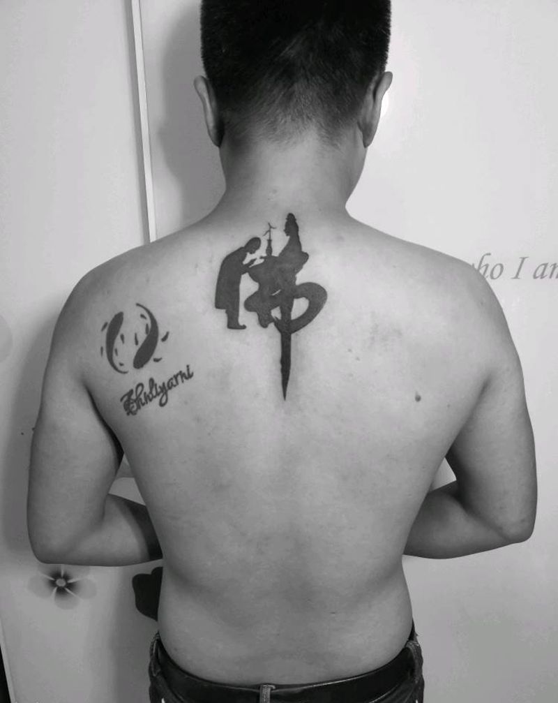 佛字图纹身图片_背部纹身图案