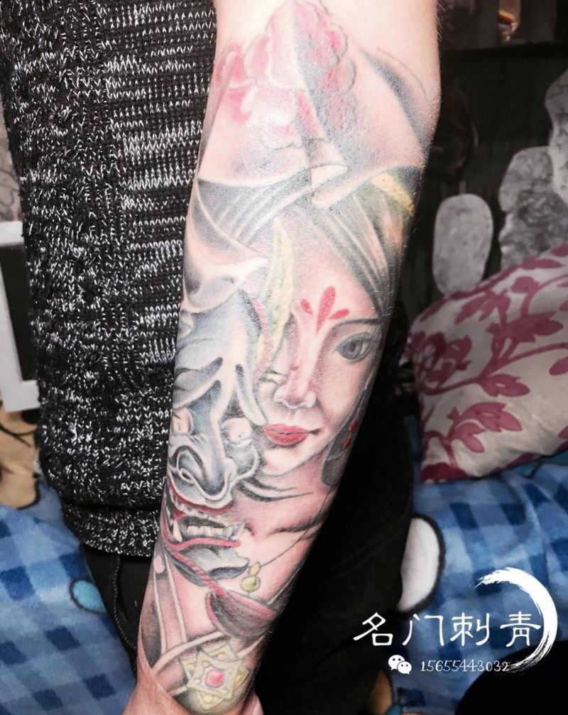 艺姬纹身图片_成品手臂写实人物纹身图案