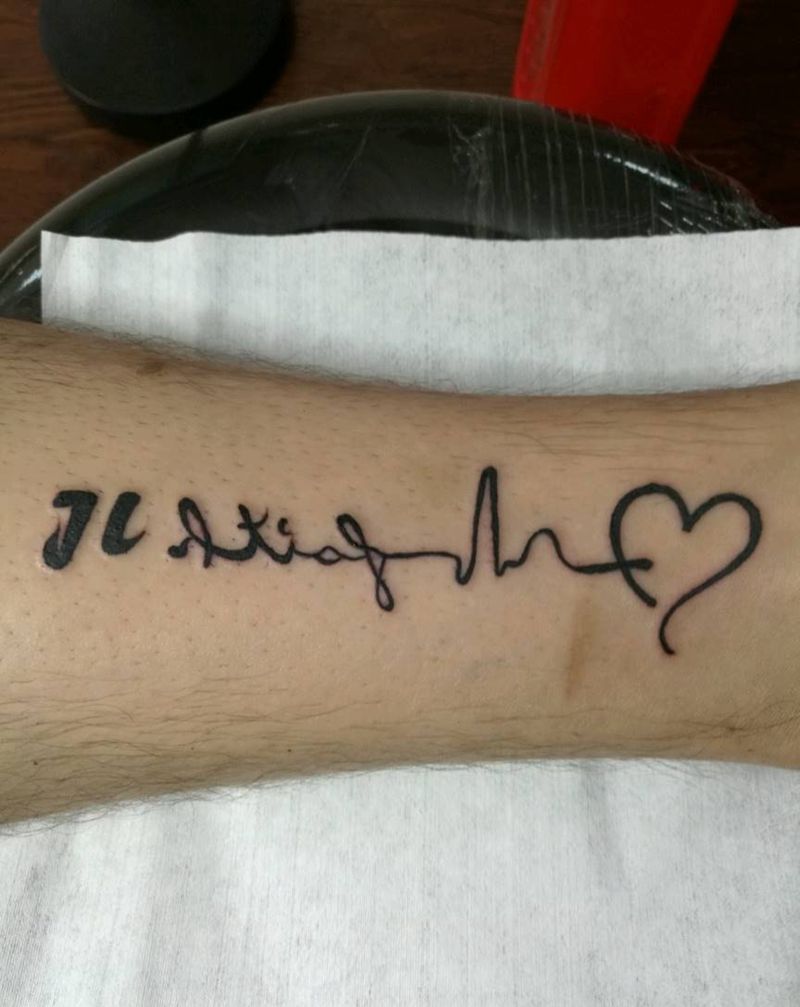 字母纹身图片_手臂清新字符成品纹身图案