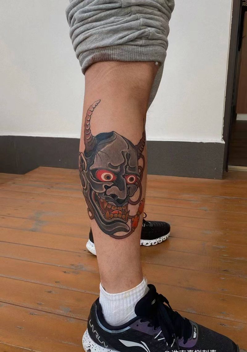 般若纹身图片_腿部老传统纹身图案