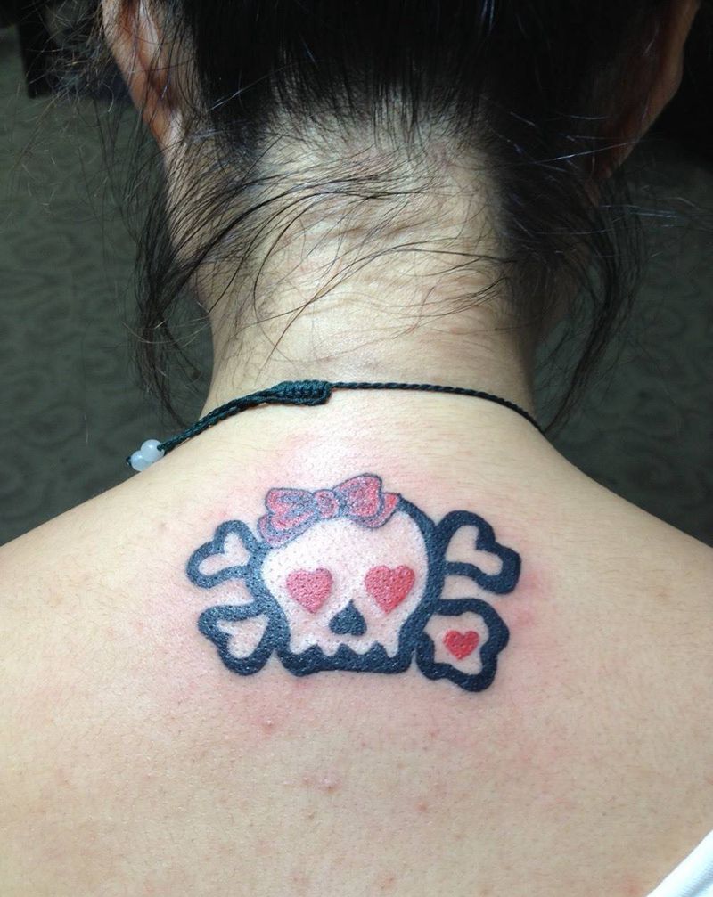 骷髅纹身图片_成品背部清新纹身图案