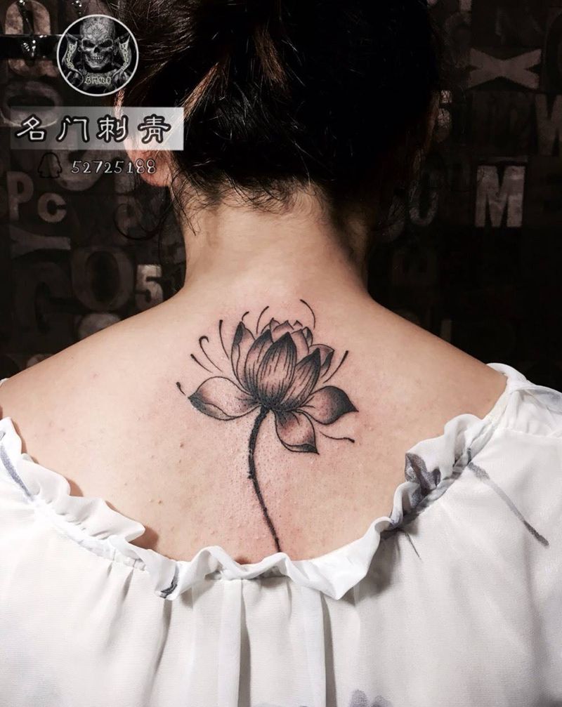 莲花纹身图片