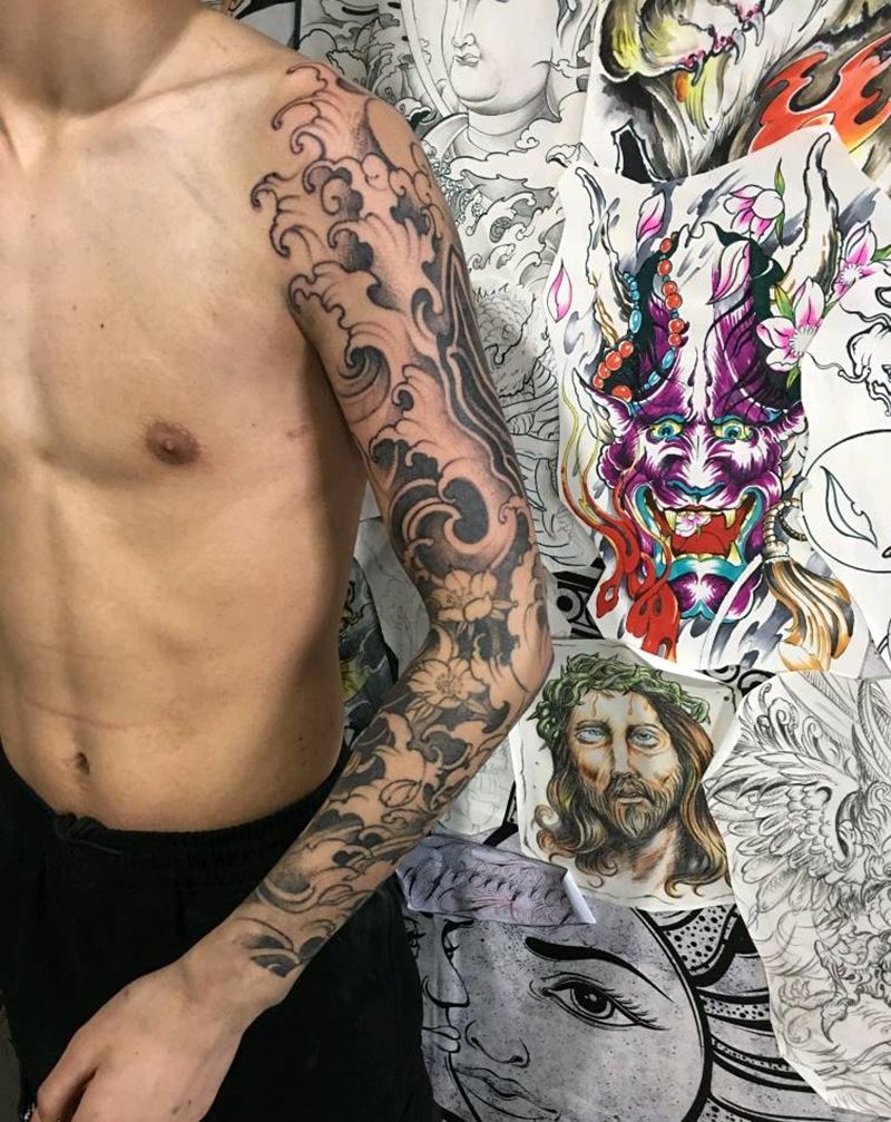 浪臂纹身图片_新传统纹身图案