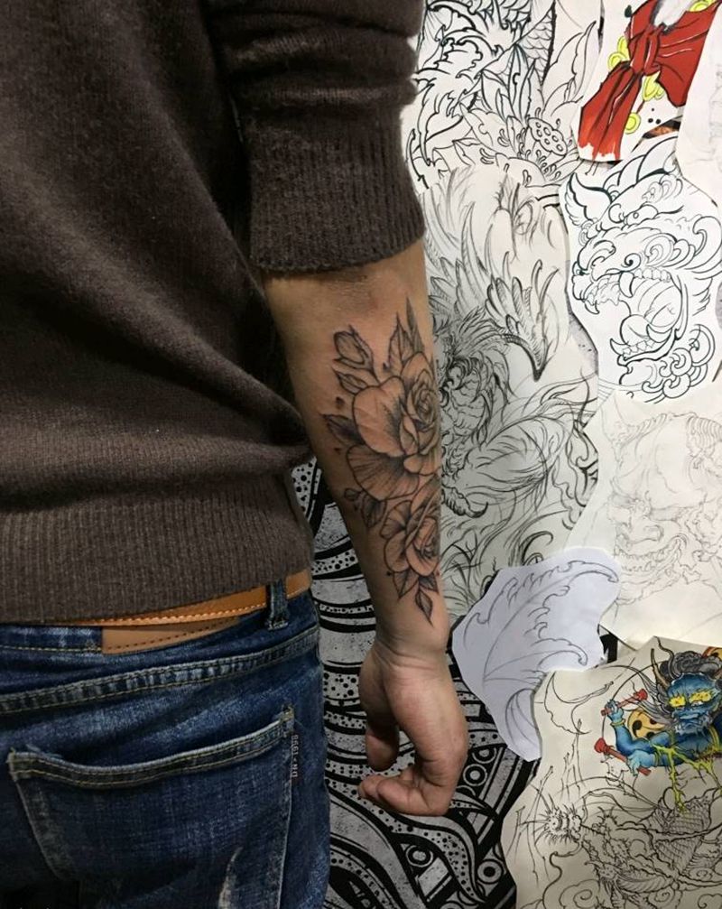 素花纹身图片_手臂纹身图案