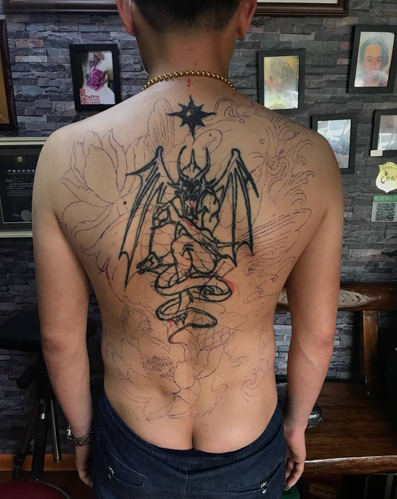 遮盖前后纹身图片