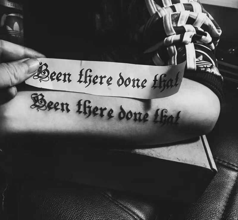 英文花体纹身图片_成品手臂欧美字符原创情侣纹身图案