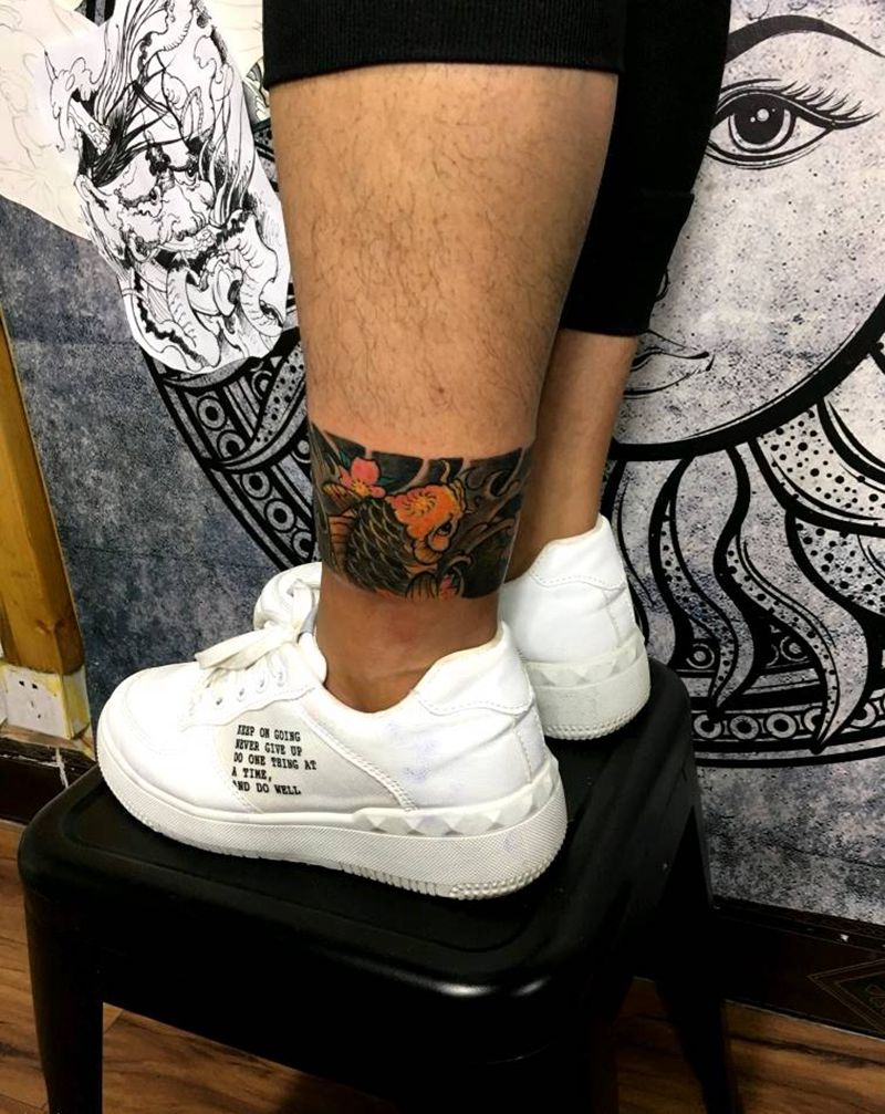 脚环纹身图片_新传统纹身图案