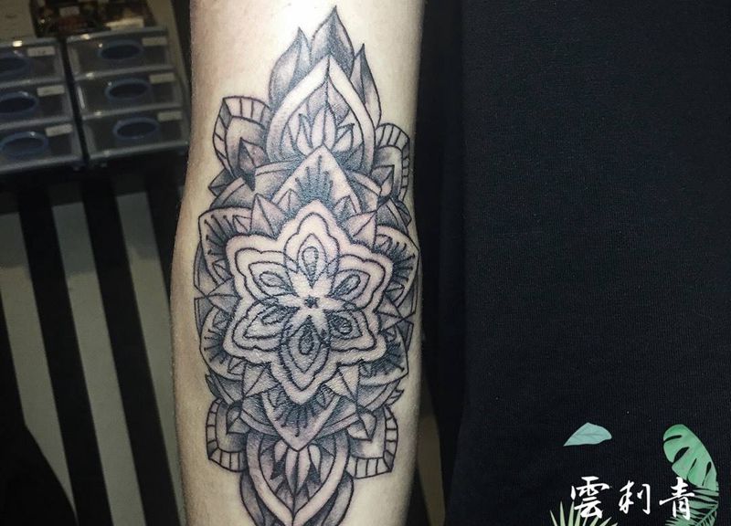 几何印花....纹身图片