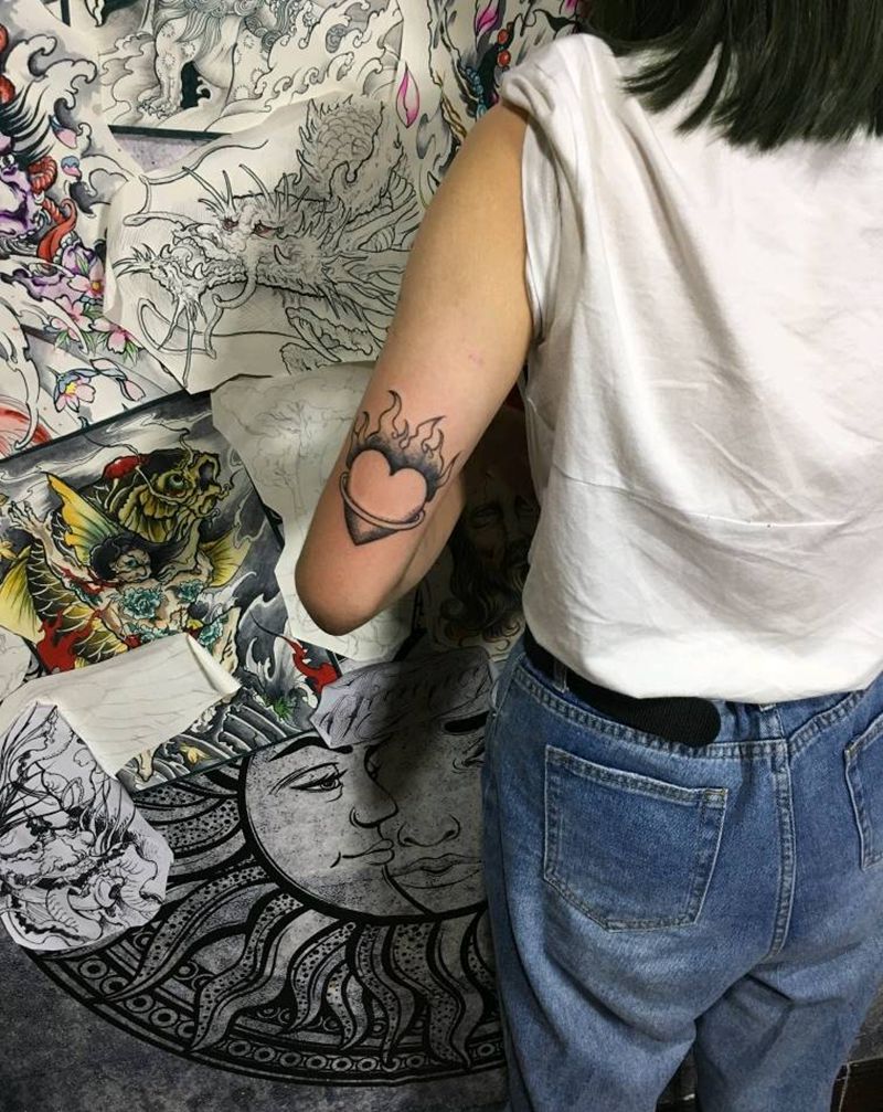 心纹身图片_New School纹身图案