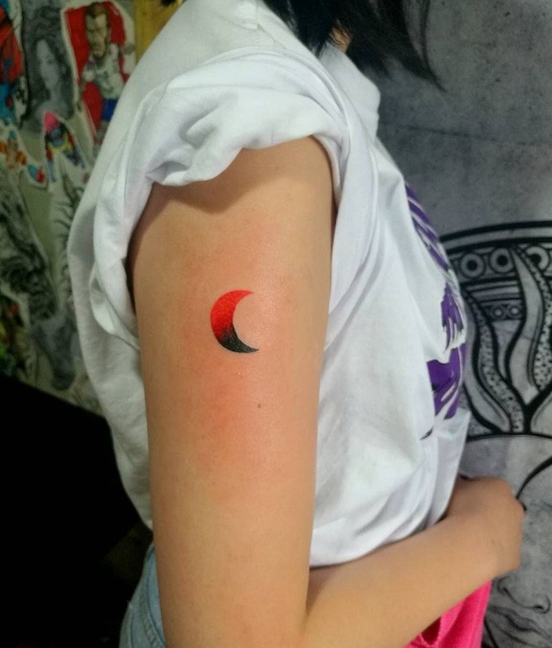 小月亮纹身图片