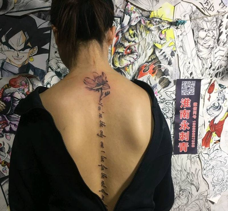 梵花纹身图片_背部纹身图案