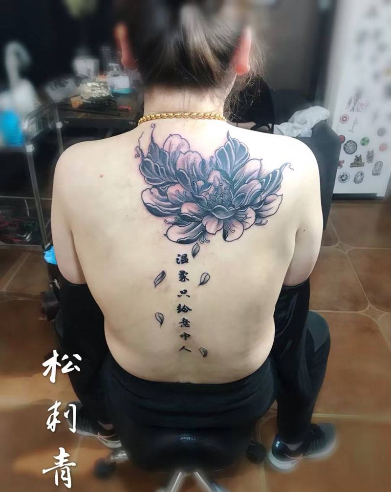 疤痕遮盖纹身图片