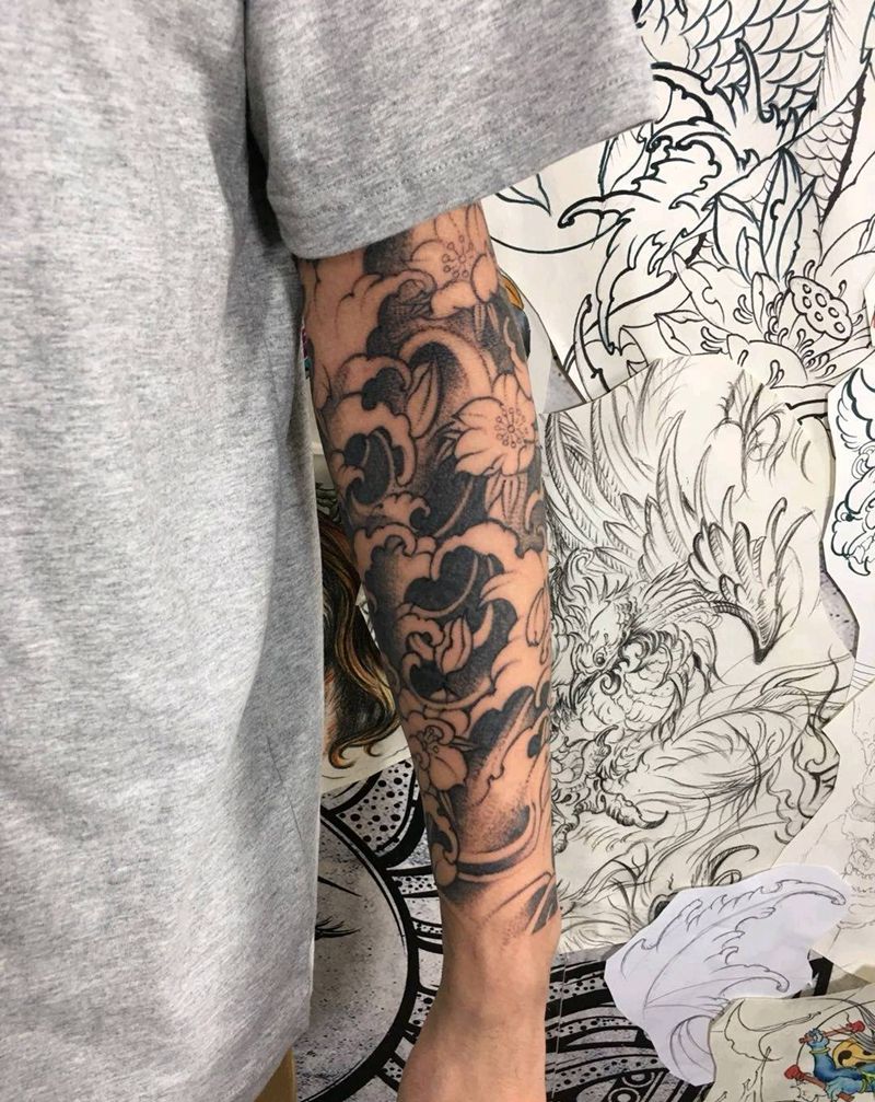 浪臂纹身图片_新传统纹身图案